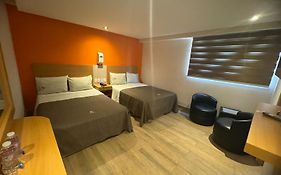 Hotel Moctezuma La Villa